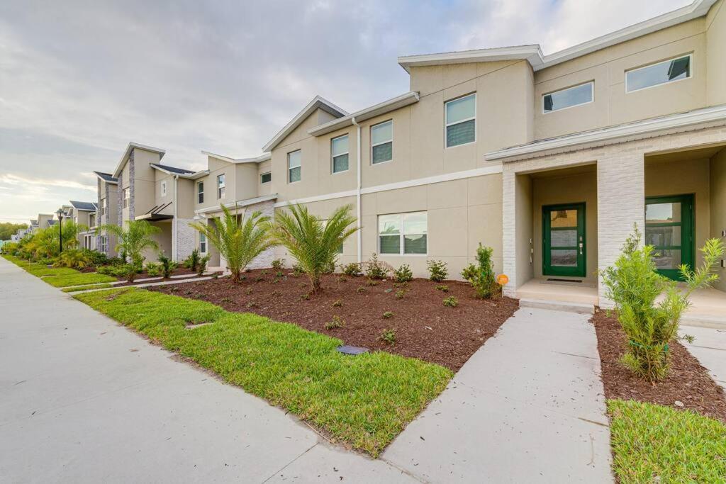 Newly Listed Townhouse Storey Lake, Free Waterpark Kissimmee Exteriör bild