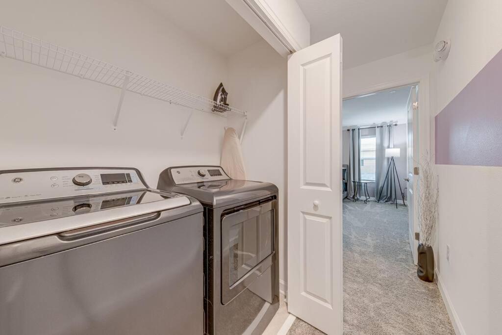 Newly Listed Townhouse Storey Lake, Free Waterpark Kissimmee Exteriör bild