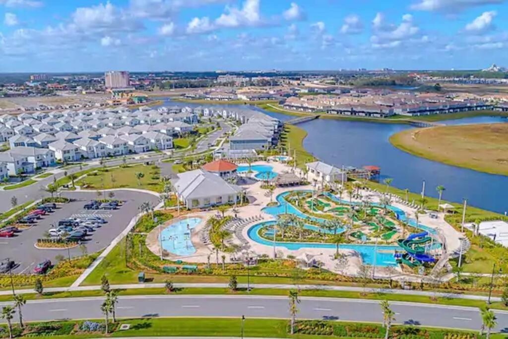 Newly Listed Townhouse Storey Lake, Free Waterpark Kissimmee Exteriör bild